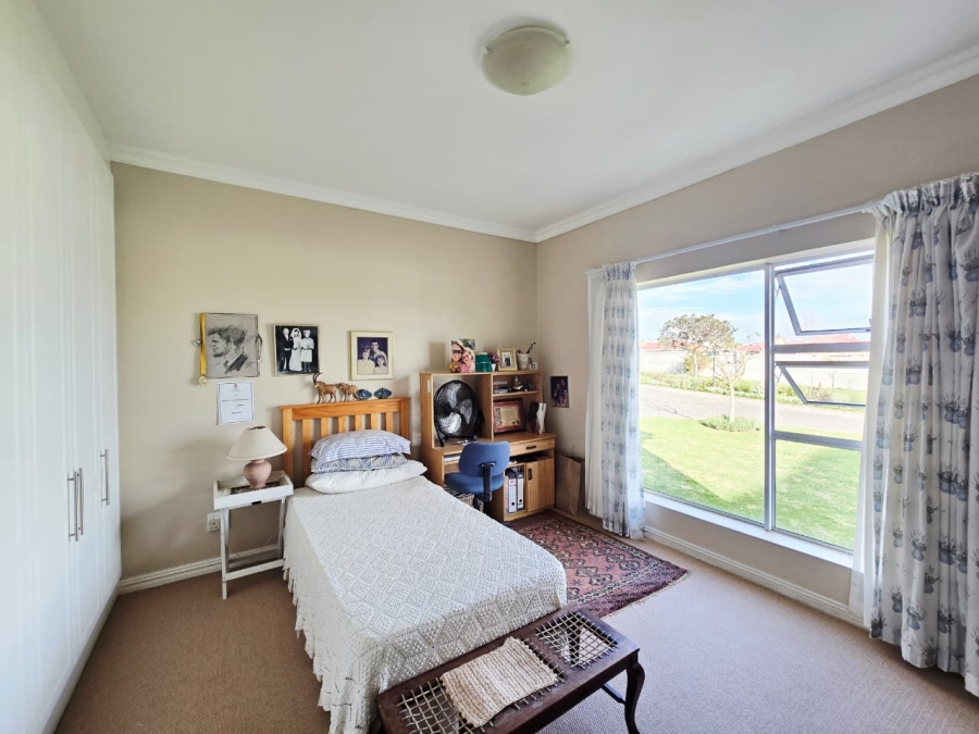 3 Bedroom Property for Sale in Kingswood Golf Estate Western Cape